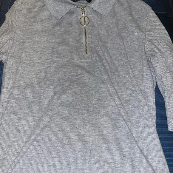 Top - Picture 3 of 3